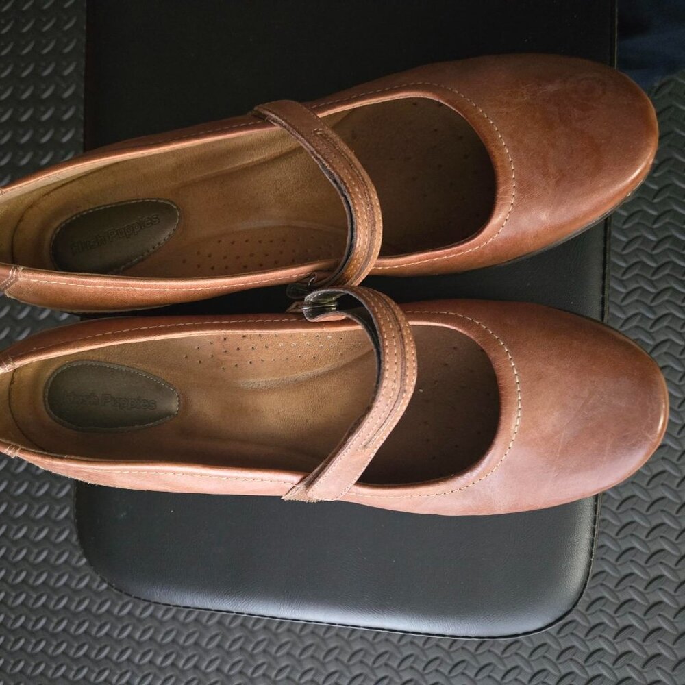 Excellent Condition Hush Puppies Women's Mary Jane Shoe Size 12 Tan/Med Brown